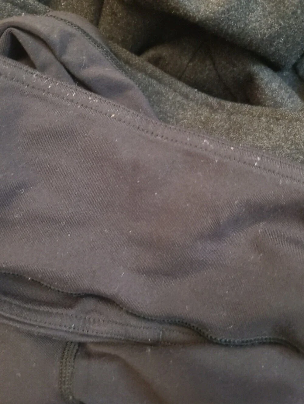 lululemon athletica minor pilling